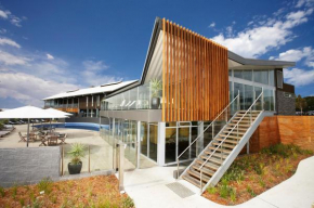 Гостиница Silverwater Resort Phillip Island  Сан Ремо